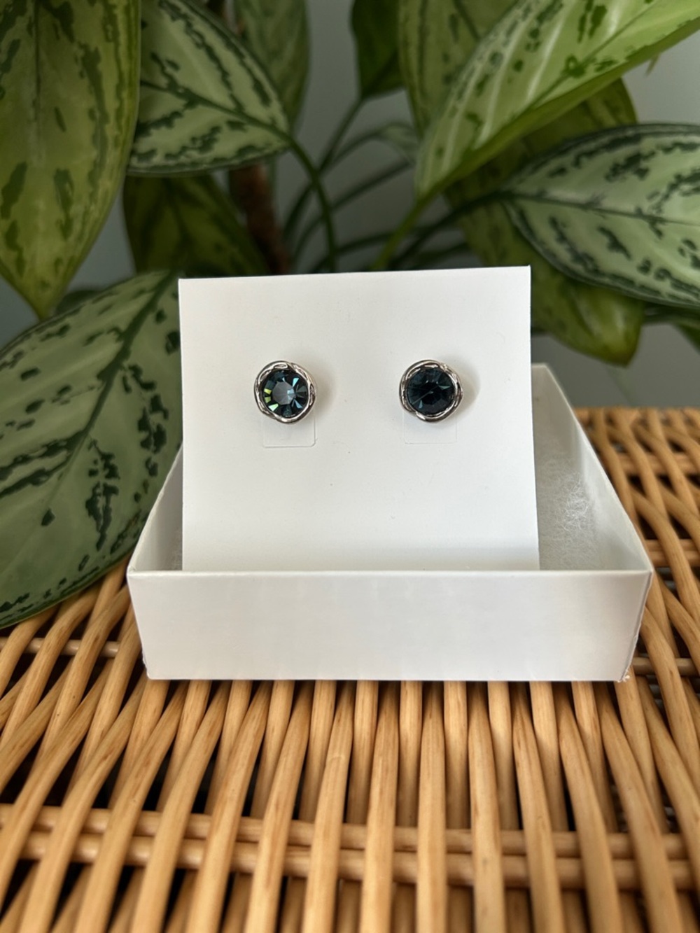 Chico’s Earrings Blue Stone Silver Metal